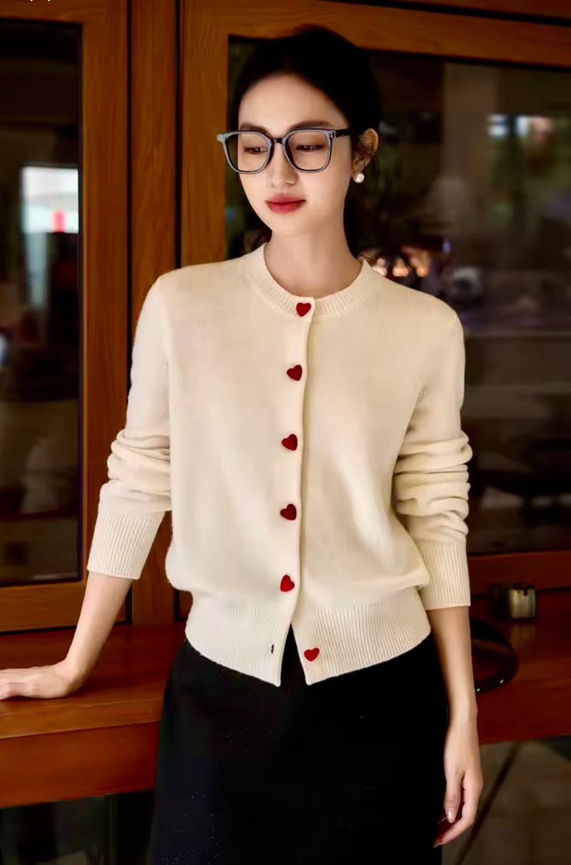 Maglione in Cashmere Puro: Eccellenza nell'Eleganza e nel Comfort
